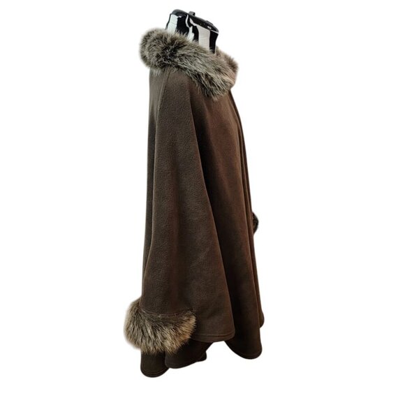 Parkhurst Desmona Cape Faux Fur Trim Brown Fleece Button Closure One Size - Picture 3 of 8